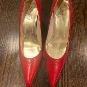 NEW Women’s 9.5 Coach heels